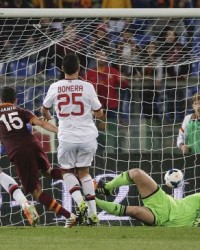  国际米兰租借妖星爆发，单场造三球惊艳全场  