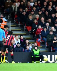  伯恩茅斯顽强守平局，保级路上收获宝贵分