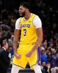  浓眉哥攻防一体湖人主场力克勇士