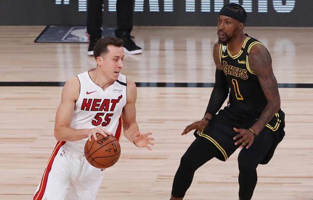  班凯罗高效表现魔术主场力克步行者结束连败